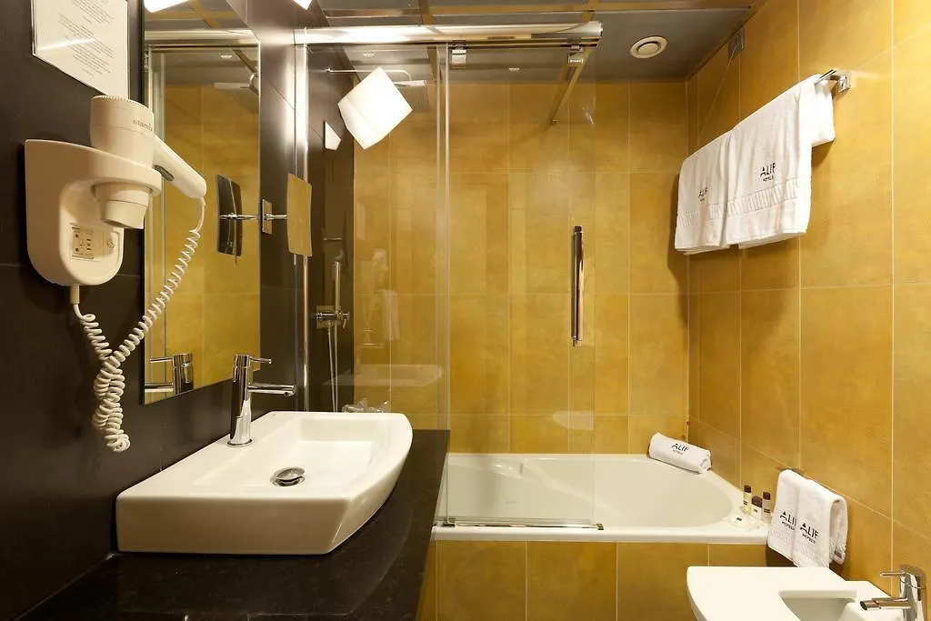 Hotel Alif Avenidas Lisbon 4*,